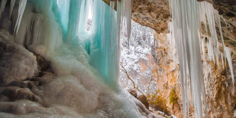 Discover these Ice Caves in Colorado