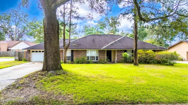 Stunning All-Brick Pool Home in Mandarin’s Quiet Cul-de-Sac! No HOA Fees!